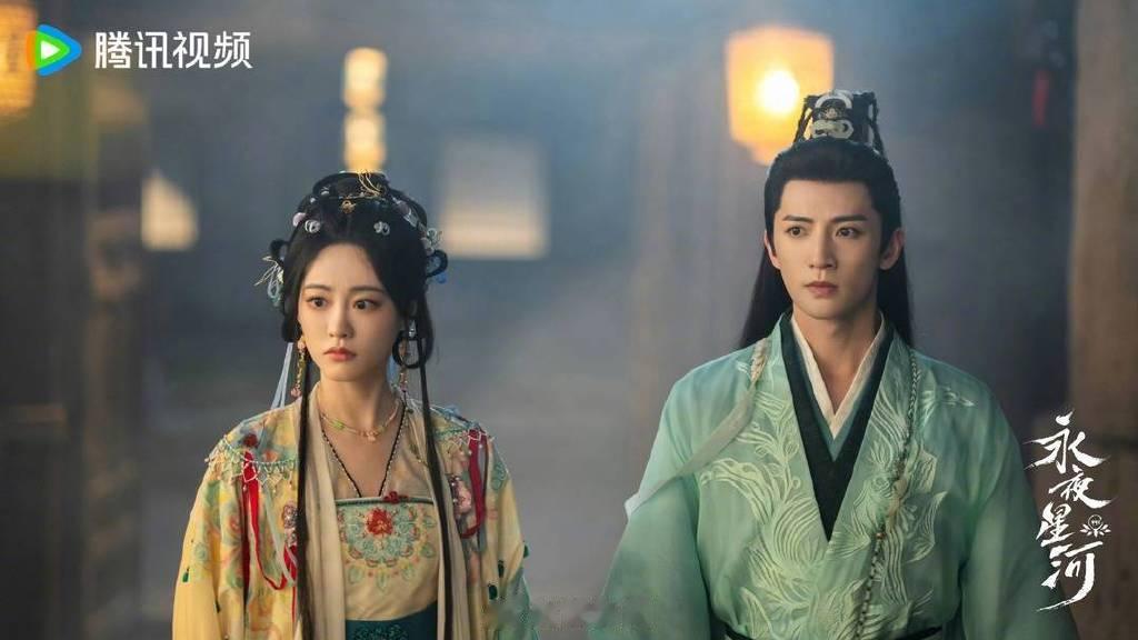《永夜星河》热播:穿书、攻略、捉妖,系统剧还能这么玩?
