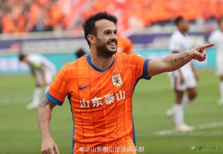 经友好协商，这几个字，挺吓人的！经友好协商，山东泰山足球俱乐部正式与外援瓦科完