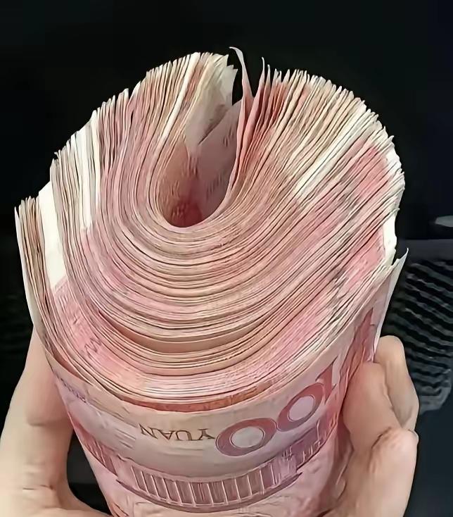 老同学开洗车场，问我借了5万块，5年了，至今未还一分。去年家里实在缺钱，就打电话