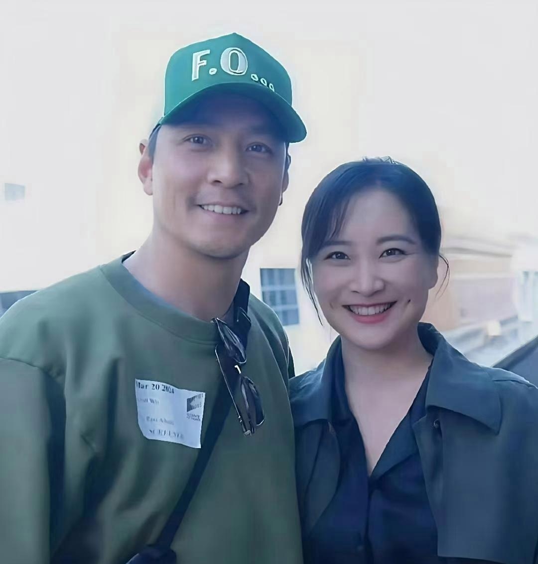 一张是吴彦祖发的，一张是贾玲助理发的，这差距