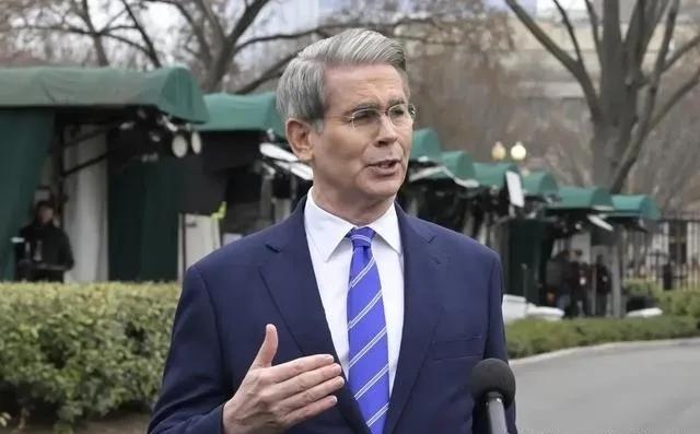 承认专利权，是中美眼下还没撕破脸的最后一条底线，谁先踩线，谁就得准备面对一场比关