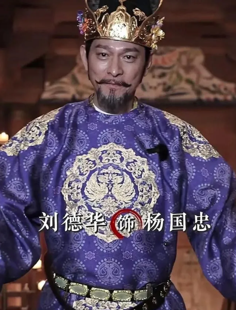 梁朝伟懂得生活，刘德华不懂。刘德华是一棵常青树，从出道到现在，演唱会、广告、
