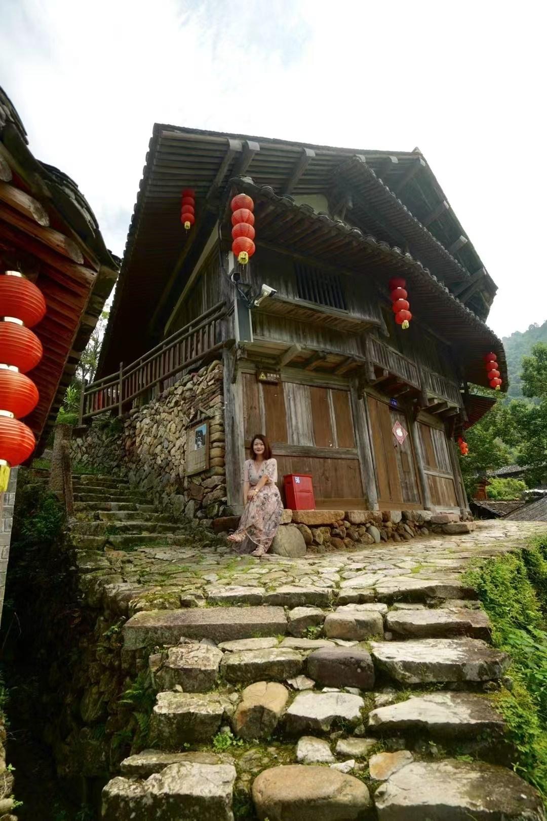 城市卷累了，躲进温州山野古村放空自驾扎进温州山里，导航全程频繁掉线，山路颠簸，