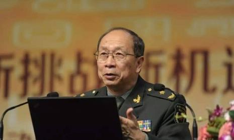 美国记者当面问金一南：“要是美国炸了中国价值2000亿的三峡大坝，中国会怎样？”