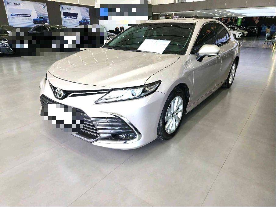丰田2021款凯美瑞2.0G无级豪华版准新车全车原版一处补漆实表
