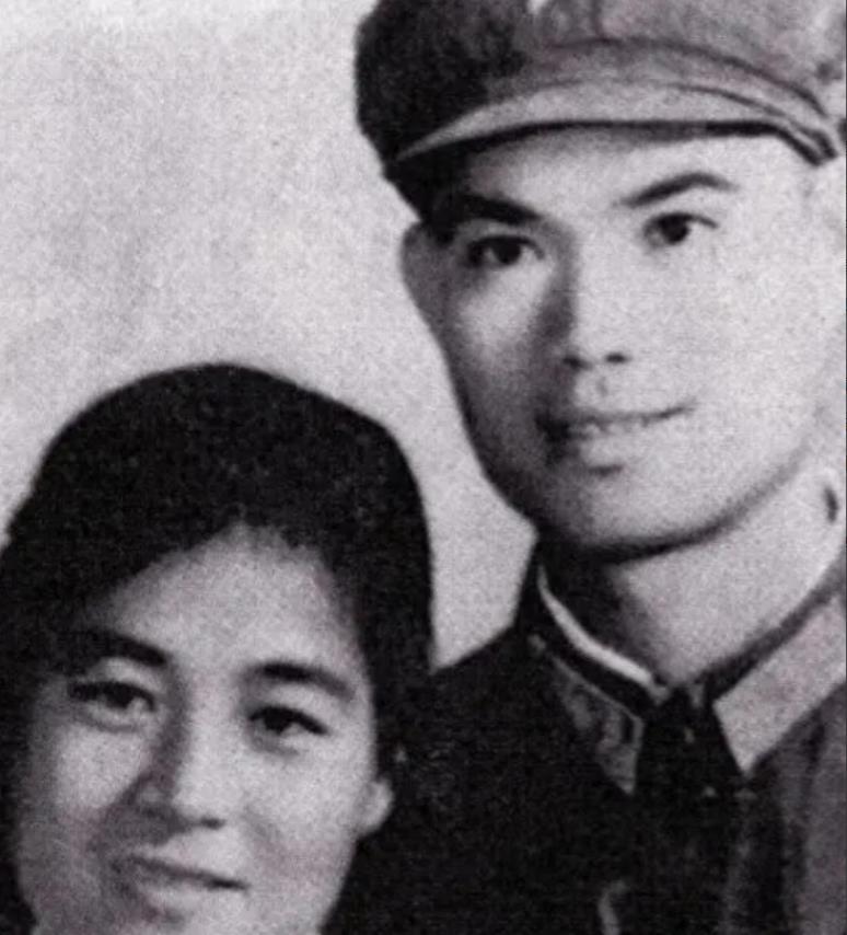 1972年，24岁的女干部<em>李玉枝</em>嫁给了一级伤残战斗英雄，新婚之夜二人同房时，她竟