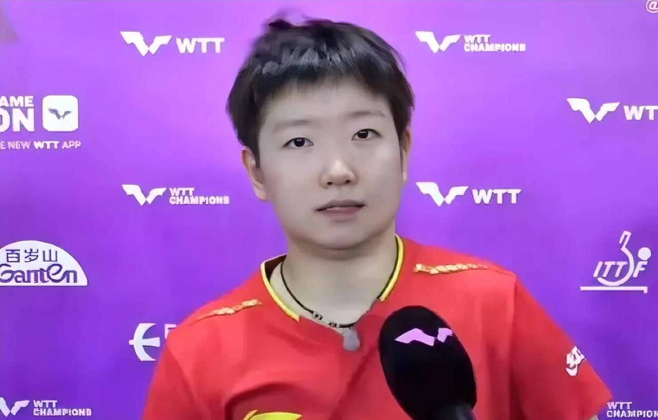 打桥本10-0不容易，莎莎赛后采访都炸毛了！重点是莎莎没有直接采访，嘴里饼