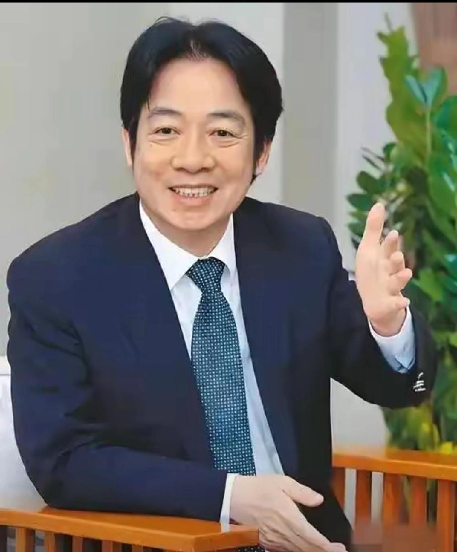 赖清德喊话韩国瑜救火，但这场预算僵局烧的是谁的家底？赖清德这回是真的急了。2