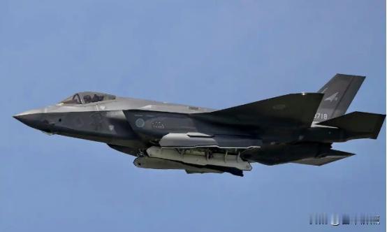 F-35A在日本青森外海突然没了，不是被击落，也不是跳伞，就是一下子全没了。那