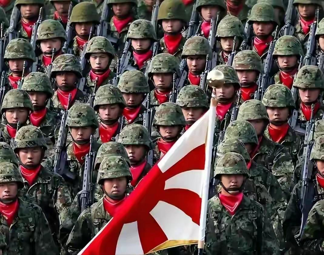 日本已经凑齐了军国主义所需的“配套”，现在只差一个光明正大的宣告文件，但是这个文