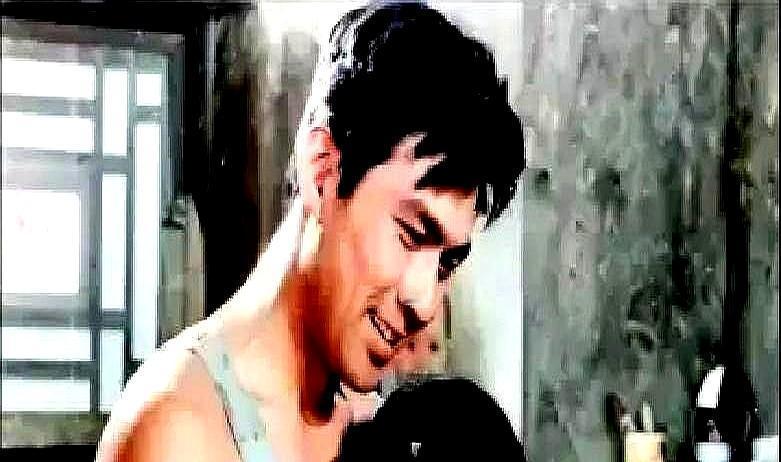 19岁小姑娘第一次拍亲热戏，对面是27岁朱时茂，胸口一撮黑毛直接把她吓哭，NG十