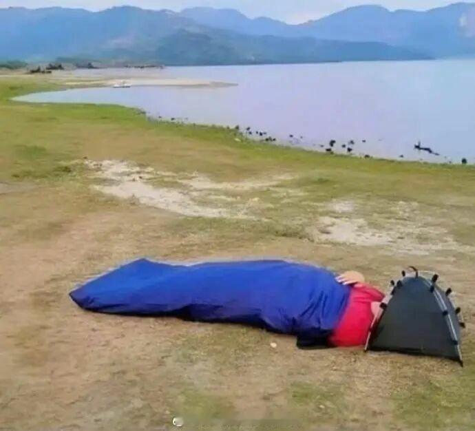 网上买的便宜帐篷到了