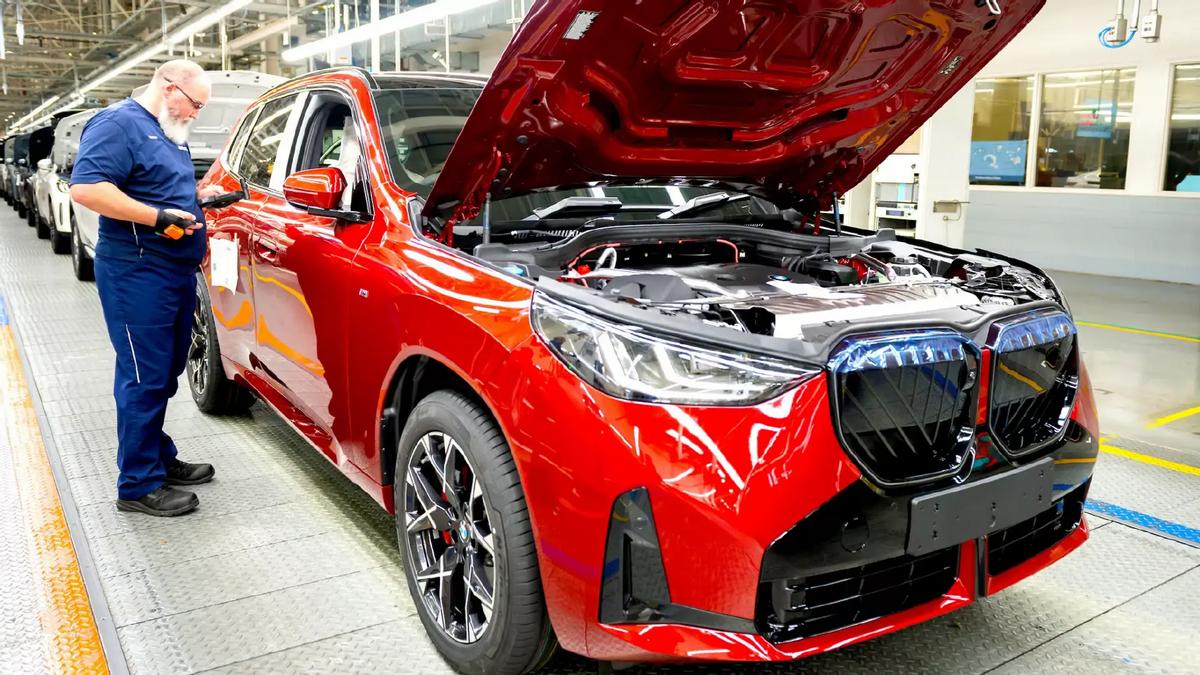 新一代宝马X5测试曝光,高度还原NK概念车,还将搭载V8插混系统?