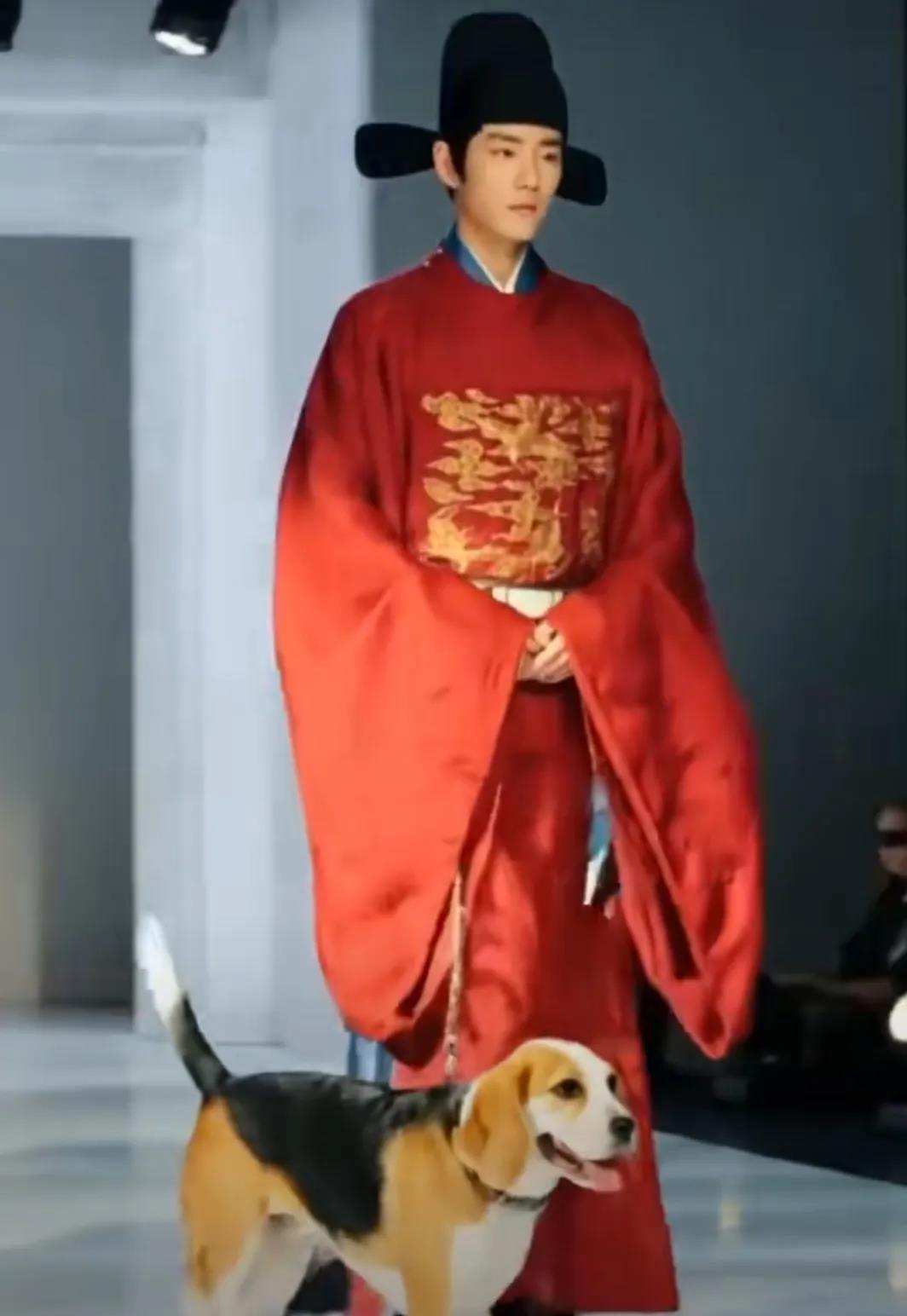 我的天哪！我一睁眼看到了什么，果然小作坊下料就是猛。哈哈哈，二创根本停不下来，这