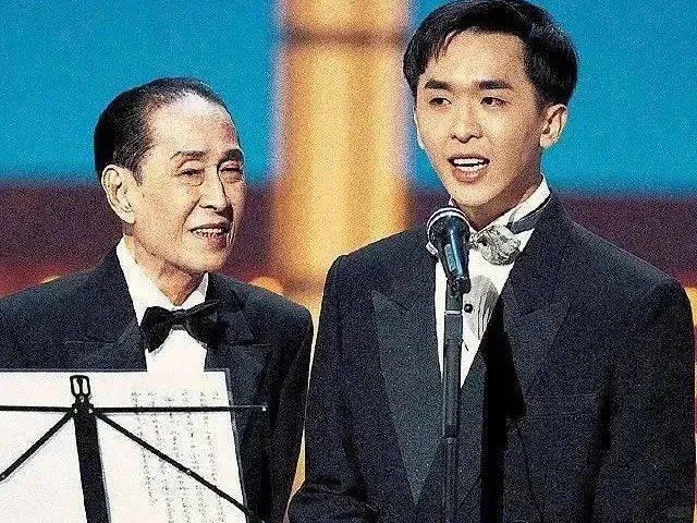 15亿本金存27年，利息赚17亿，果然躺平才是富二代的最佳选择。前TVB小
