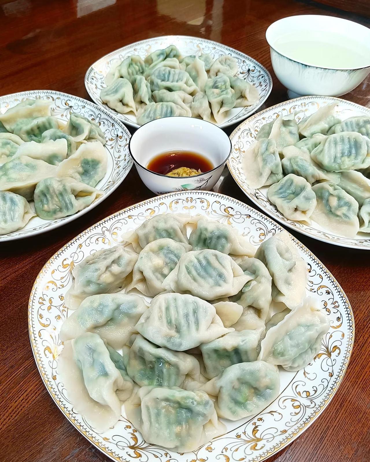 其实吧！糖尿病能吃的东西真的很贵！昨天去看一个朋友，他患糖尿病很多年了，