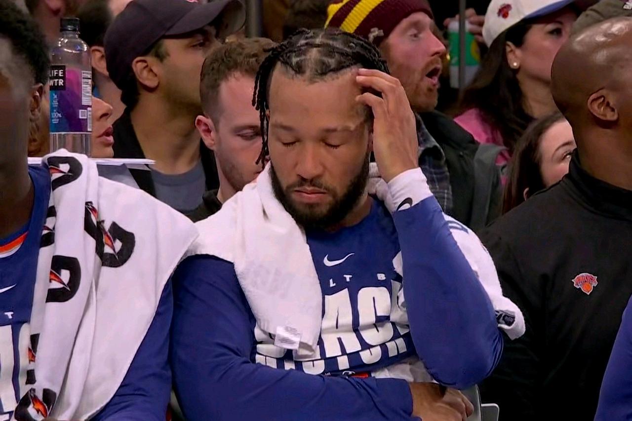 随着尼克斯被活塞耻辱三杀！骑士与尼克斯战绩持平升至东部第三！万万没想到：东部