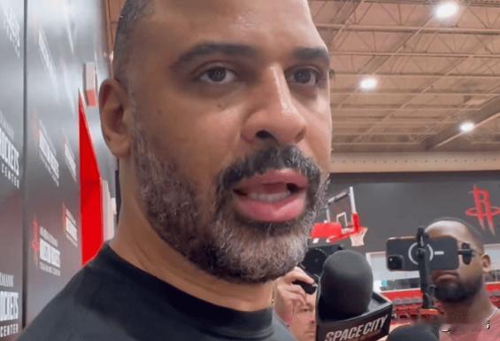 力挺阿杜！乌度卡谈杜兰特：“我们都相信KD。”“他不会诋毁队友的。”