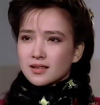 《西游记》每集60块，拍三年，总共不到6万。老一辈的演员，钱没咋赚，好角色倒是