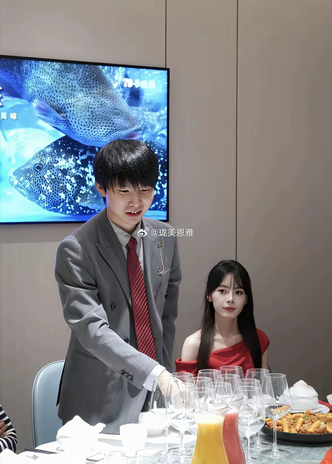 想不明白的是，为什么漂亮的女生找的对象都相貌平平呢？