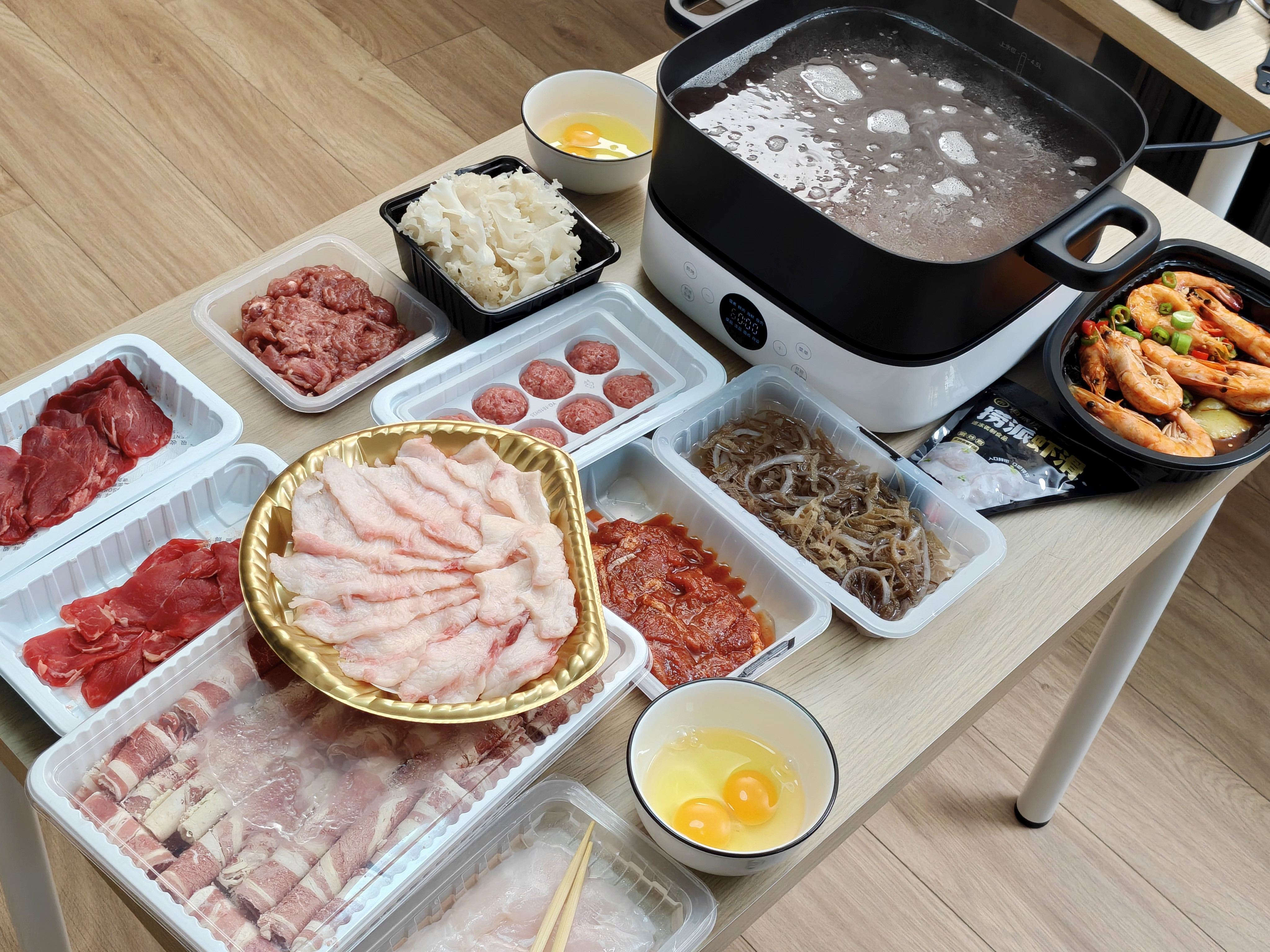 整点牛肉恰恰严肃体验一下刚买的米家电火锅（显著免责声明：机器自费购买，不是媒