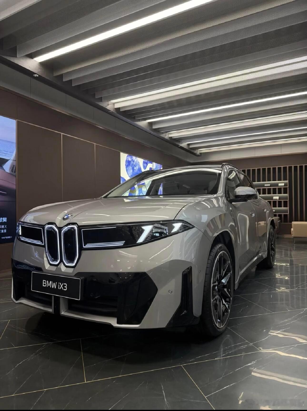 🚗 新世代BMWiX3，来了！🚀 平台大翻身：这次是纯电专属架构，彻底告别“油改电”！轴距拉到3