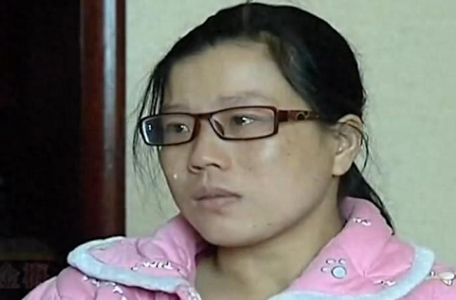 三观震碎！”2019年湖南，一男子因为膝下无子，于是便和另一位女子商量，出10万
