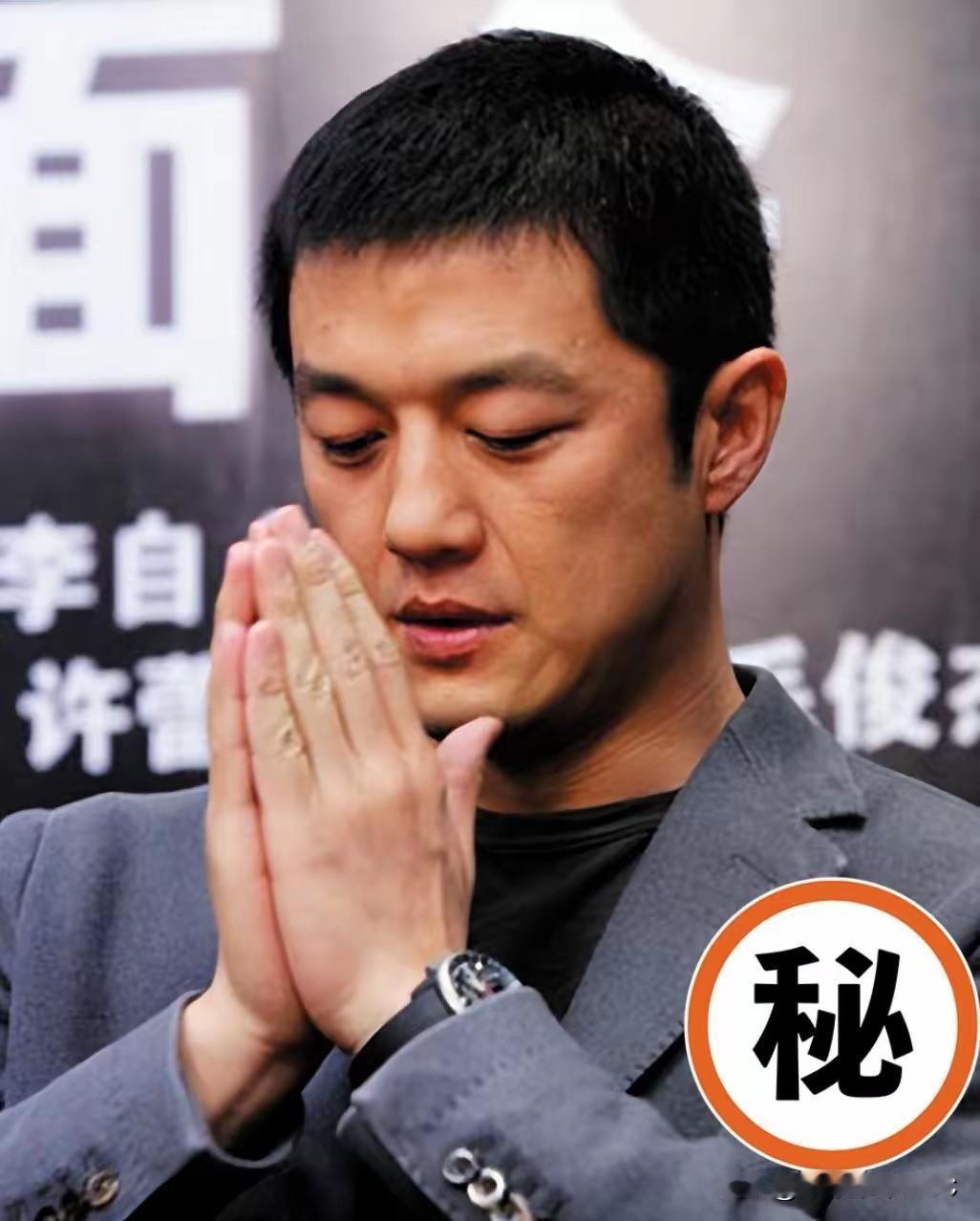 这回李亚鹏算是把这层窗户纸给彻底捅破了。直播间卖个外套780块，我去官网一查