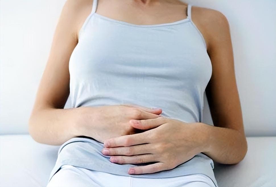 绝经不一定是坏事！提醒女性：绝经后，3个健康问题可能离你而去绝经在很多女性的