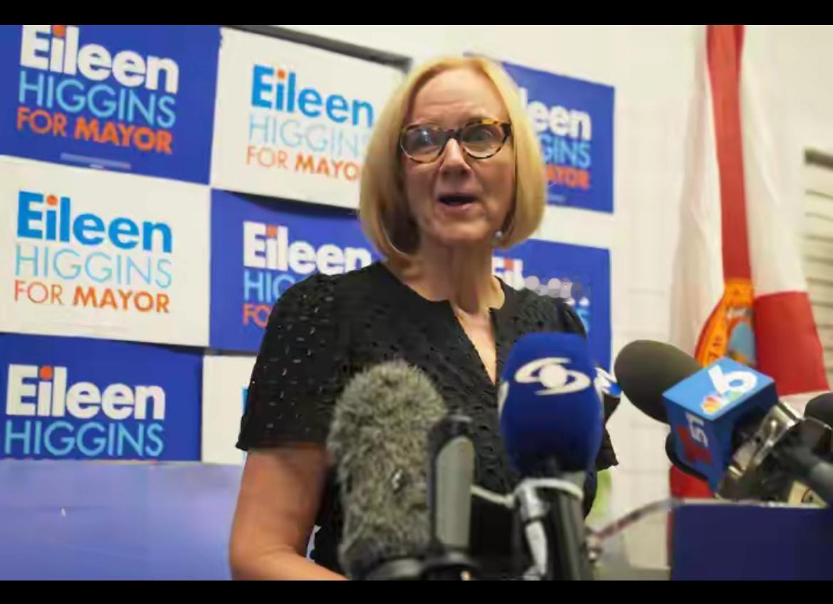 美国总统特朗普不得人心，在美国选举中接连失败。民主党女性候选人希金斯在迈阿密市