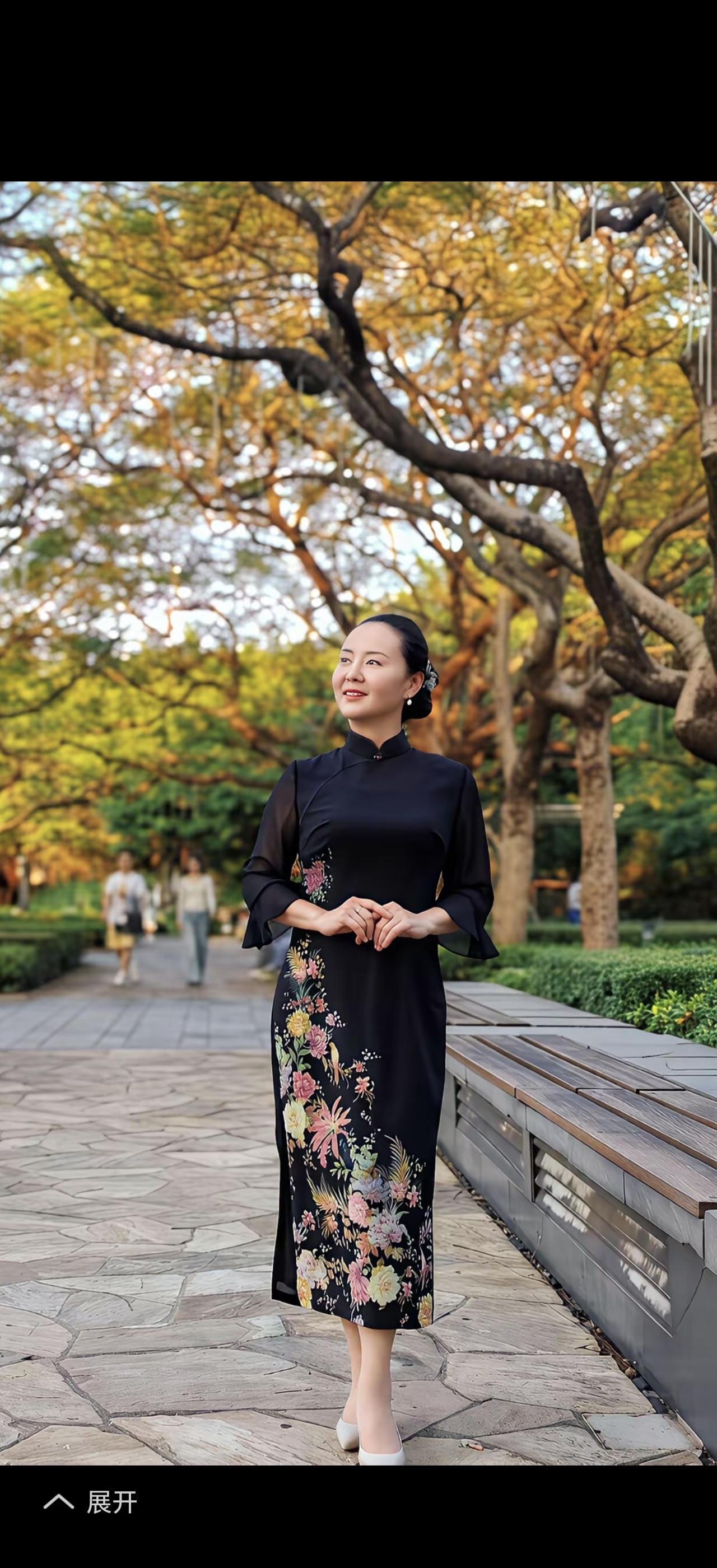 立冬后景色确实美得很！就像立冬后的植物园，完全就是一幅斑斓画卷。金黄耀眼，红艳似