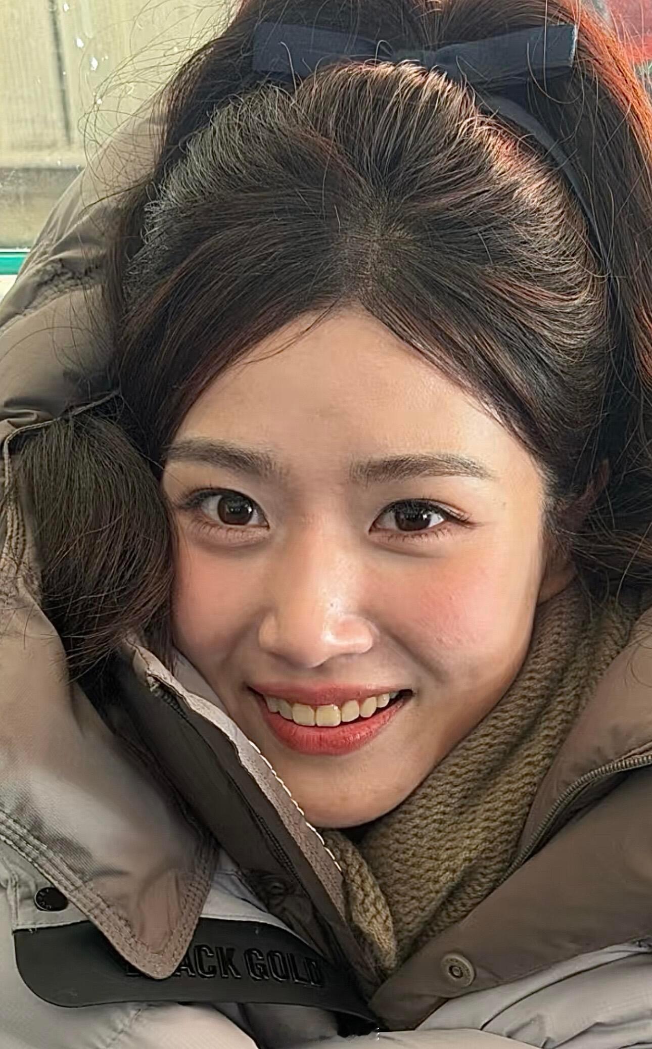 一夜爆火的女明星卢昱晓