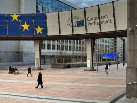 美国算盘落空！欧洲多国集体“造反”，拒绝硬扛对俄制裁代价。据英国《金融时
