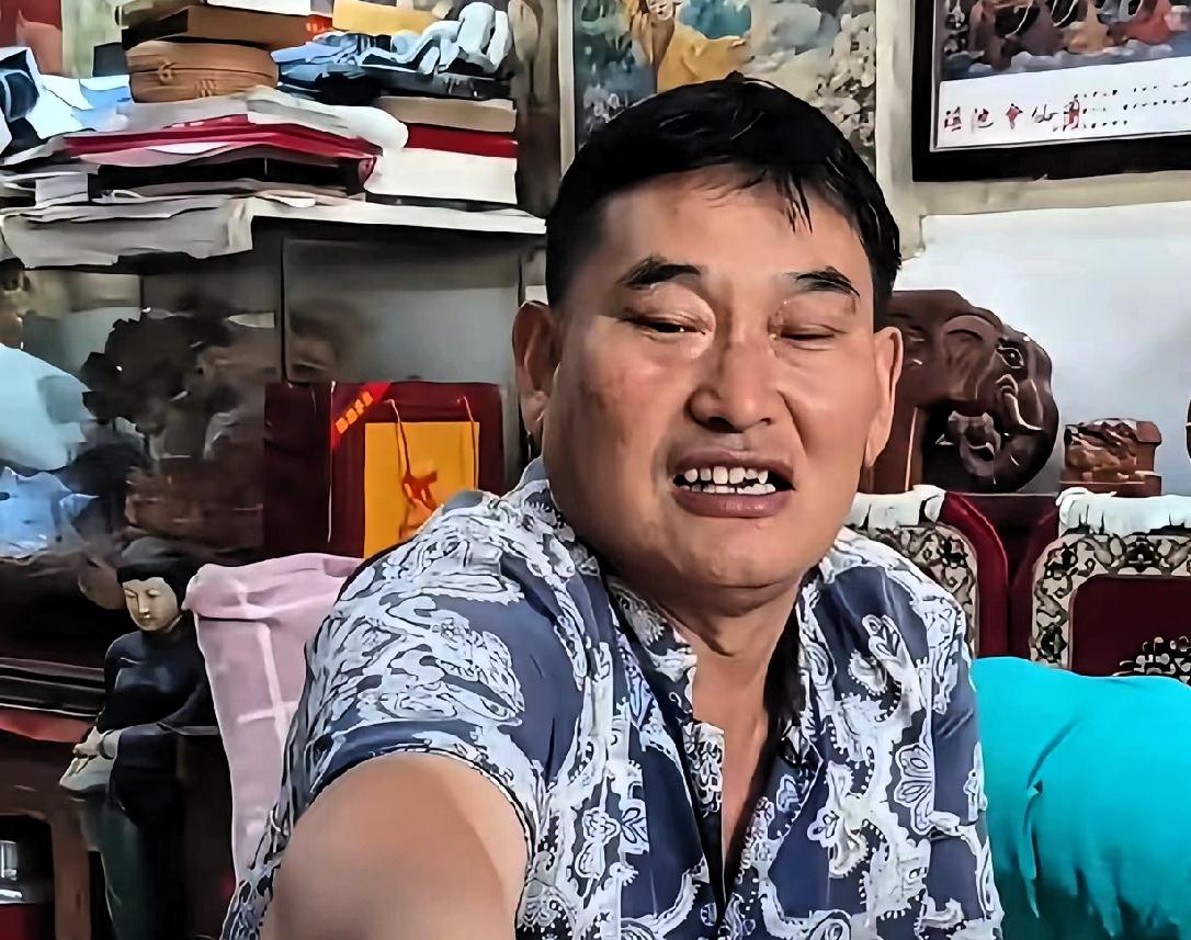 大衣哥朱之文，现在商演少了，他的“过气”是真的，还是另有它因最近好像很少见到“