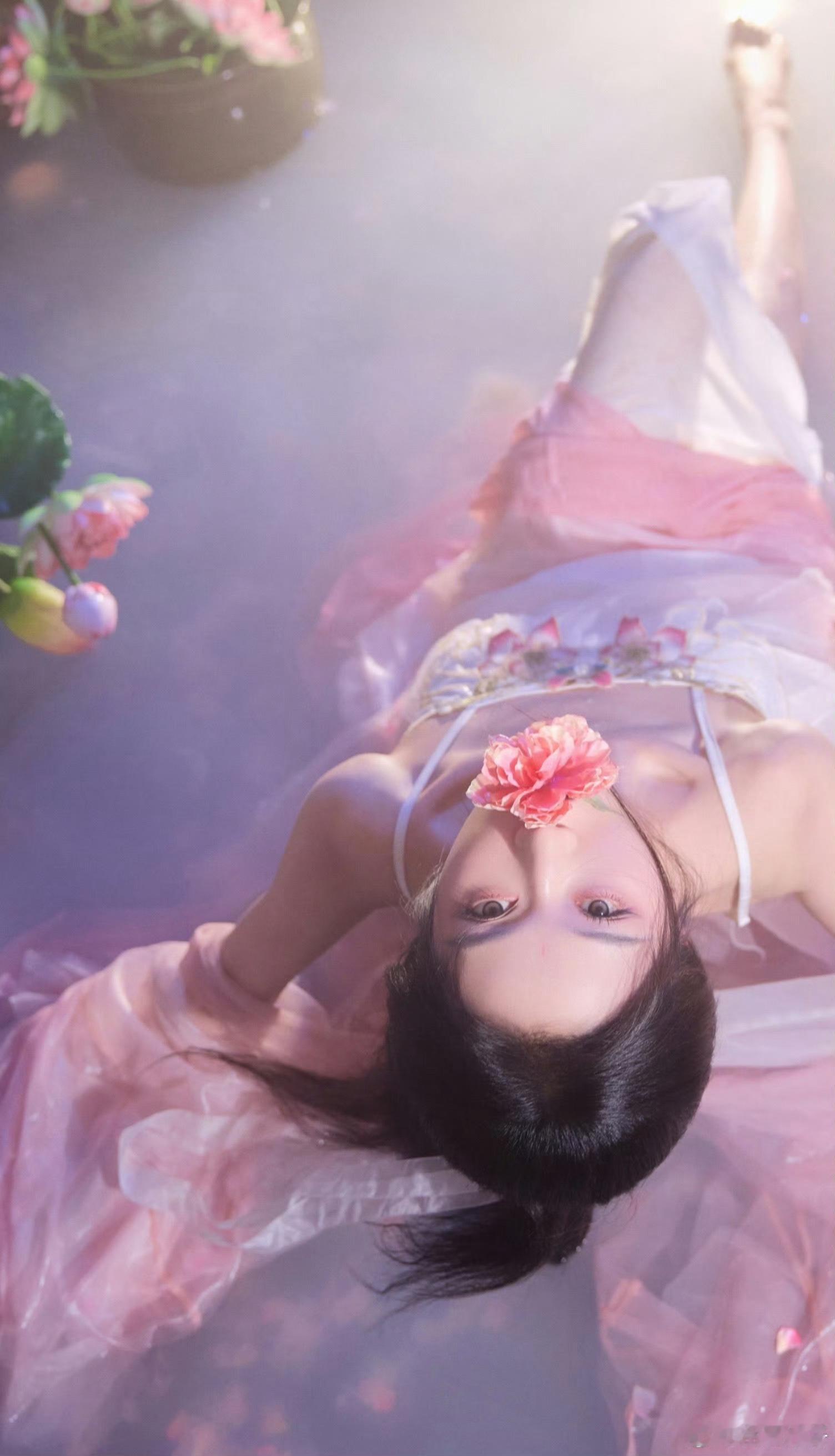 岳雨婷古风写真