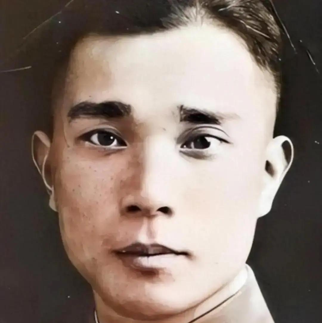 1949年，李默庵来到程潜家，说：“听说程主任要走起义之路，以救湖南？”程潜听罢