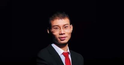 1999年，“蜜雪冰城”的创始人张红超去广告店做招牌，结果店员粗心，把“密”