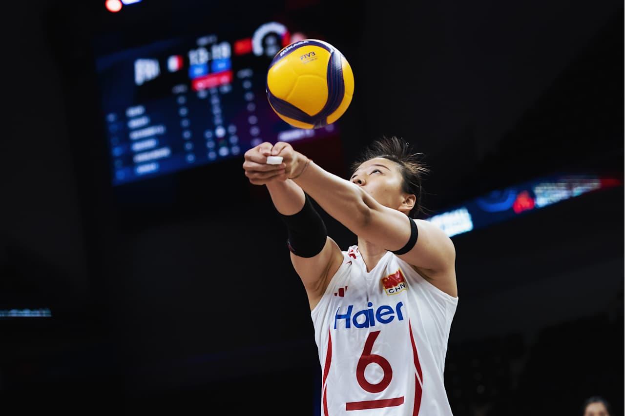 【中国女排3:0复仇法国取得五连胜】土耳其安卡拉，世界女排联赛第二站第二轮中