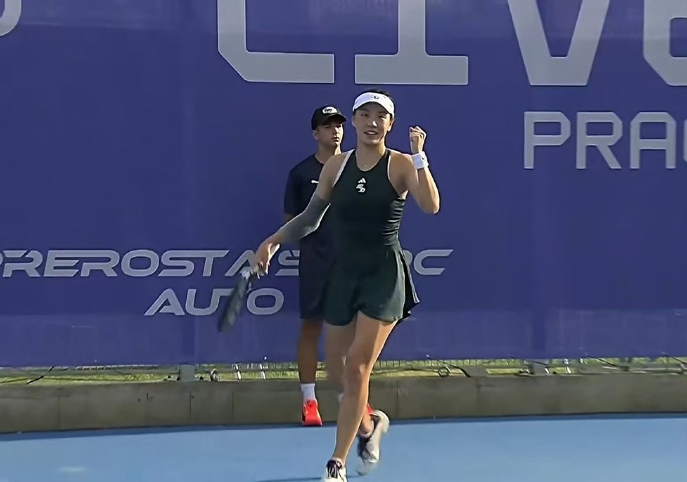 王欣瑜晋级WTA250布拉格站八强, 赛后拒绝和主裁握手