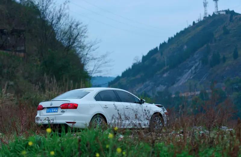 新速腾、迈腾、帕萨特这三款大众车选起来还挺让人纠结。如果预算有限，速腾是首选。