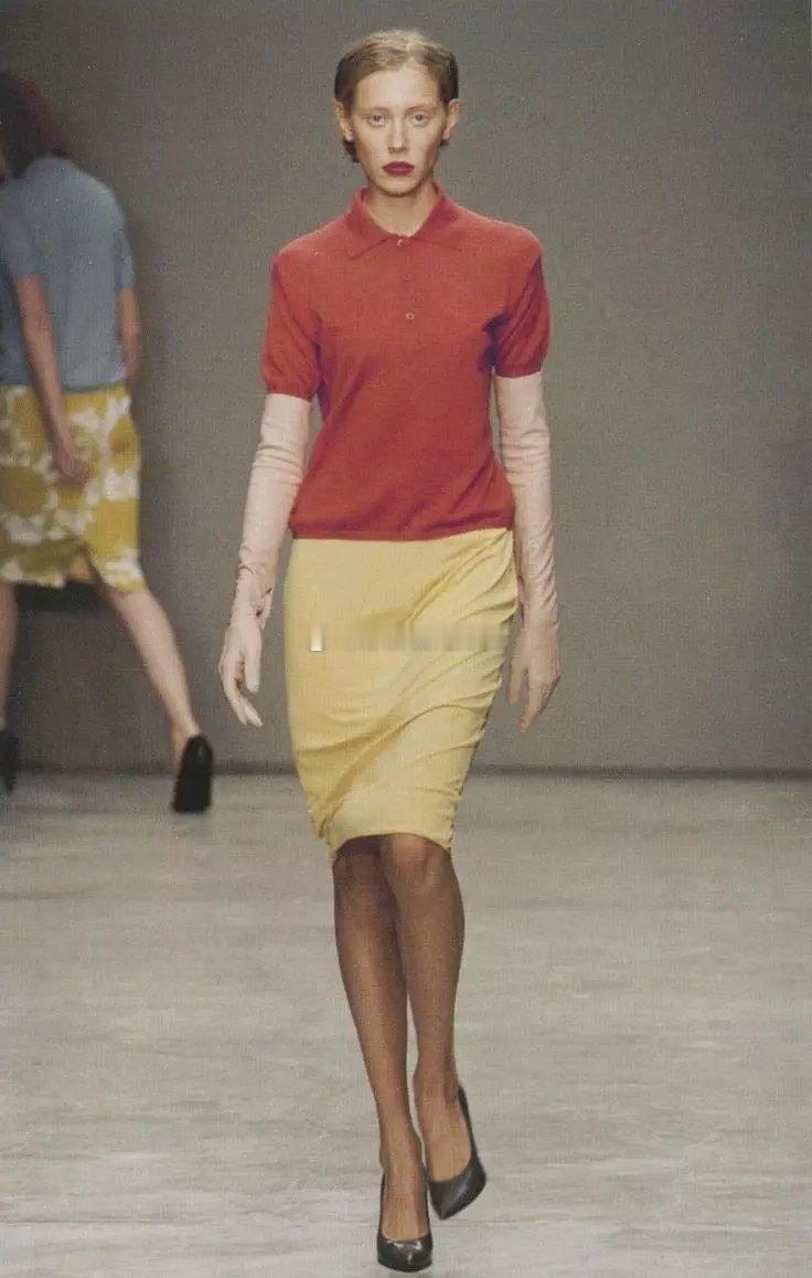 Prada2001春夏秀场（灰色那套真好看​​​