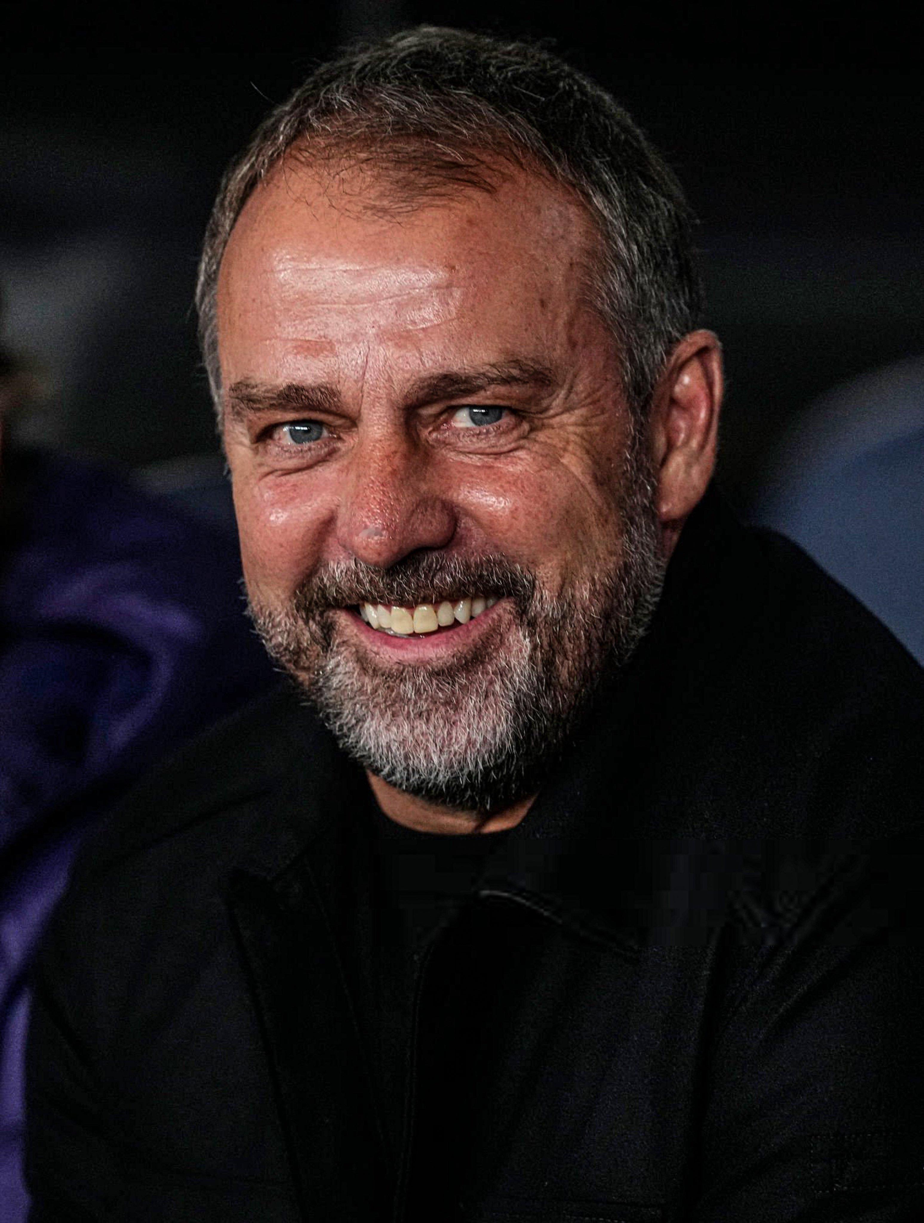 科贝电台：弗里克对续约的想法持开放态度🤝但他认为现在做决定还为时过早，他并