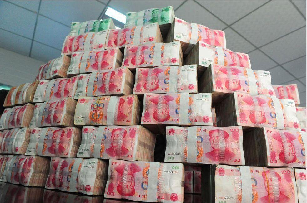 人民币国际化确实很重要，不然战时容易被美西方拿捏，俄罗斯就是例子。美国能靠美元