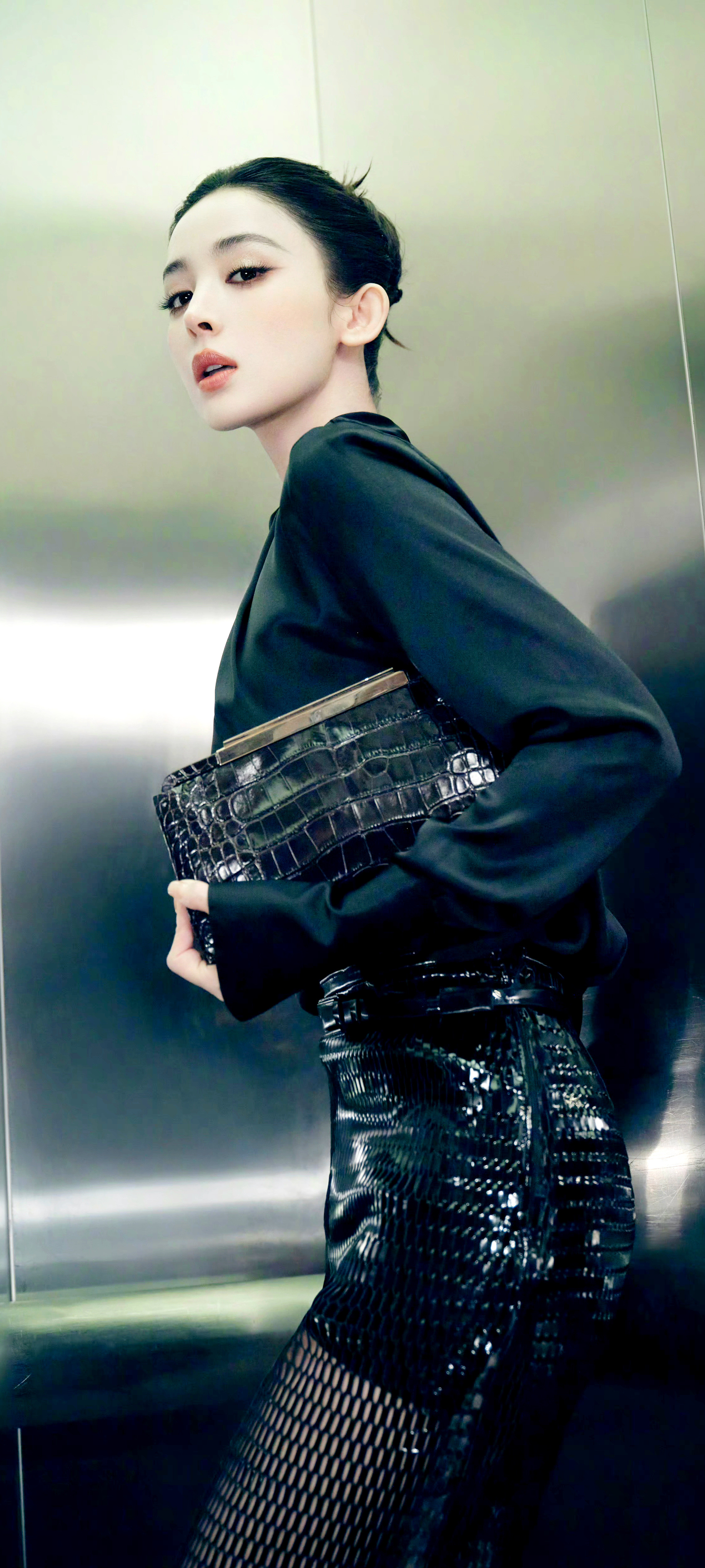 娜扎请大家看个美女古力娜扎娜扎