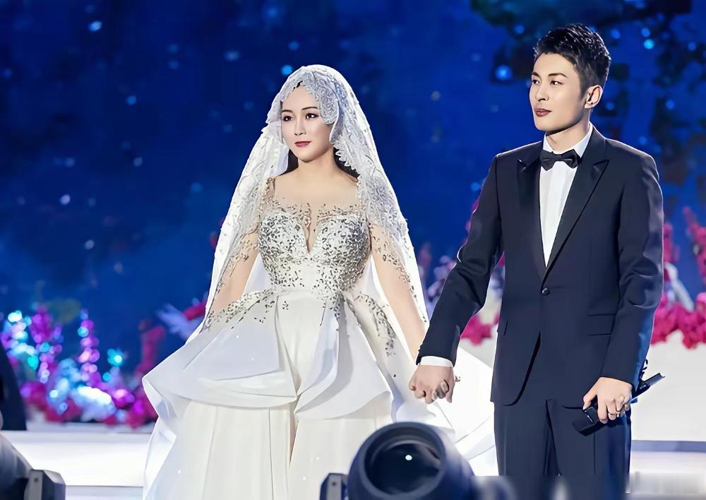 豪掷7000万办婚礼请来42位明星，辛巴身家有多夸张？如今网红收入真碾压明星了？