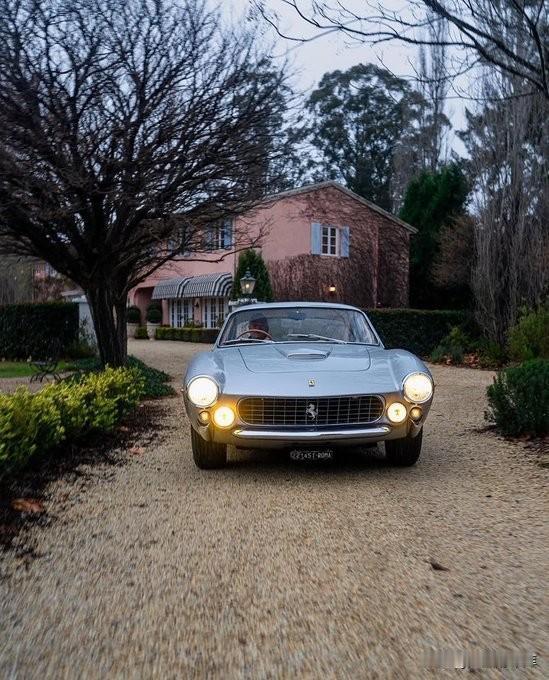 Ferrari250GTLusso🩶🩶每日一款车
