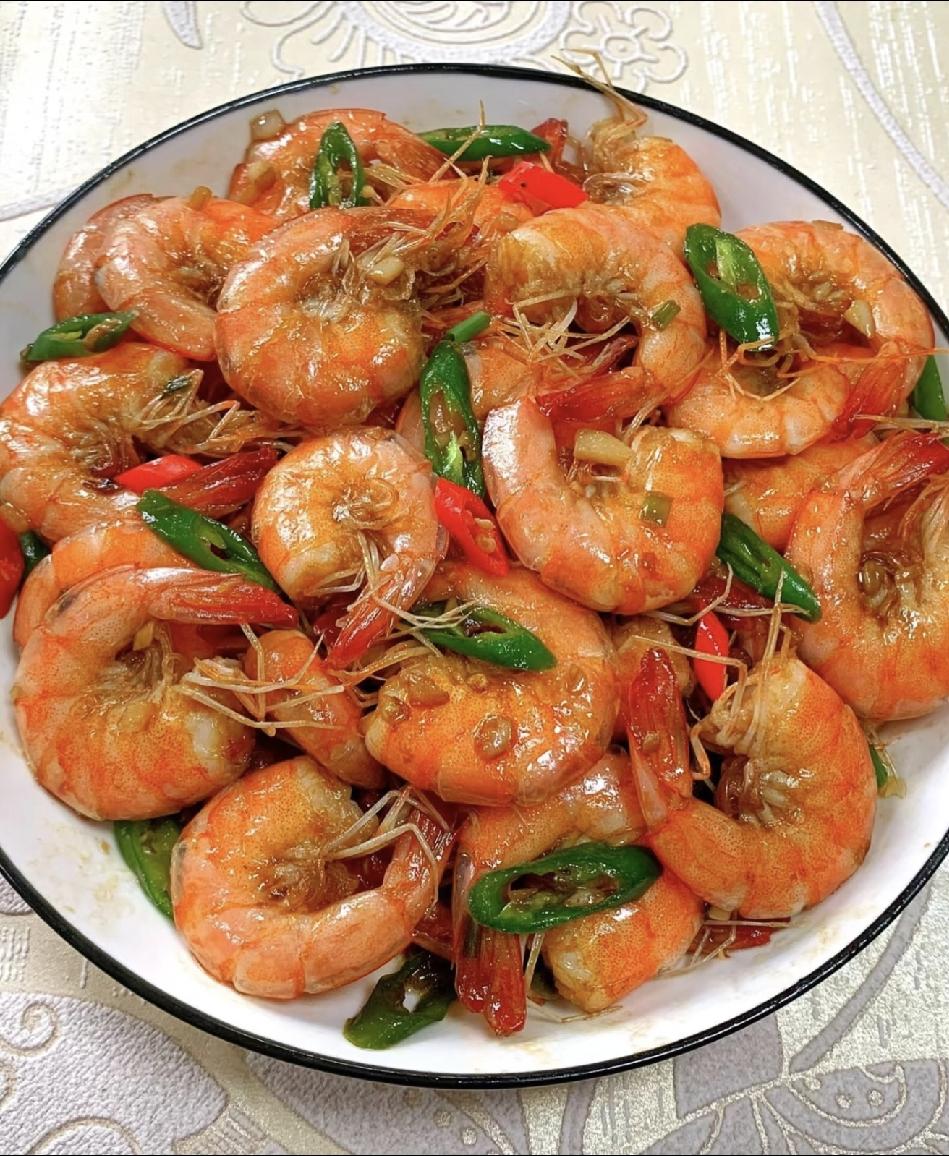 给所有不做饭的人，一个忠告：不管是谁给你做饭，你都要心怀感恩，伴侣或是