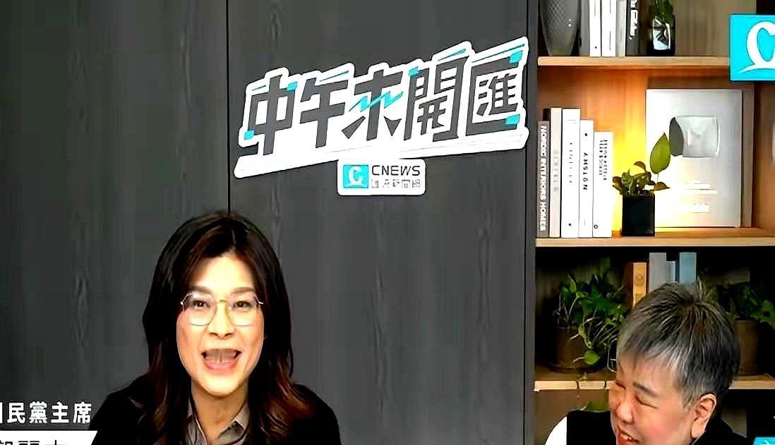 台中市长还没选，国民党先窝里斗。江启臣民调领先、国际能见度高，却被党内拖住