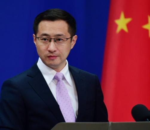 中国出手了，北京方面释放明确信号：不跟你吵架了，直接让你“断粮”。做法也不是一张