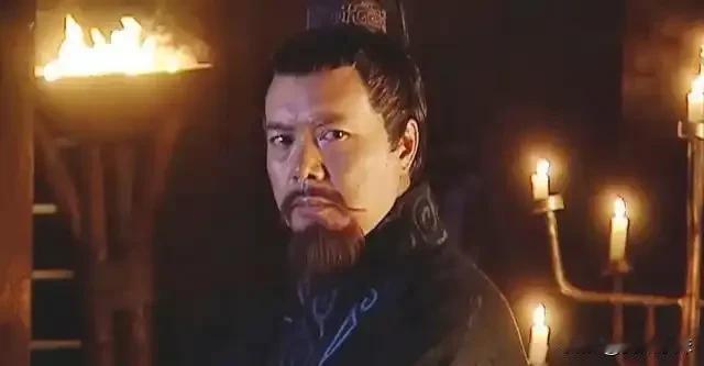 在公元前148年，以汉景帝的宰相袁盎为首，十余位国家高级干部在一夜之间被统统暗杀